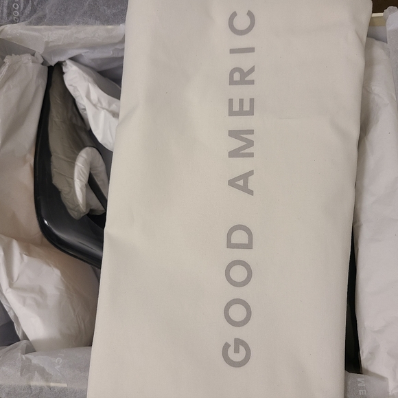 🖤 Good American Cinderella Heels - Picture 3 of 5